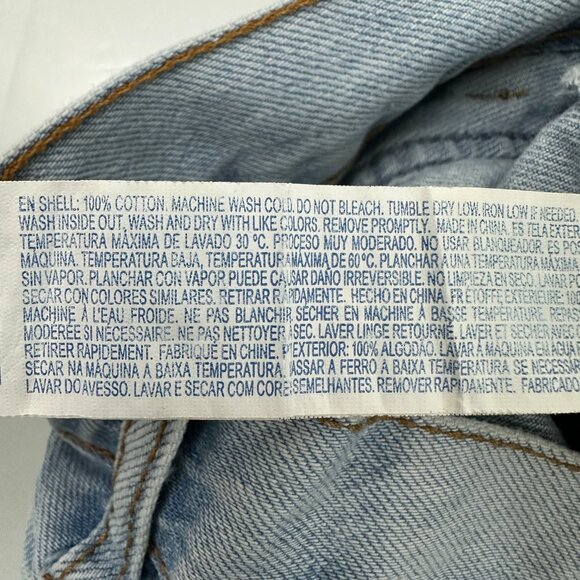 Forever 21 Straight distressed Raw Hem Button Fly Women's size 26 Blue Jeans - Picture 4 of 5